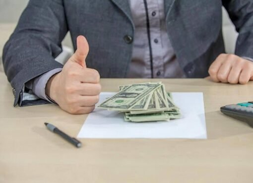 Key Considerations When Applying For A Short-Term 300 Pound Loan